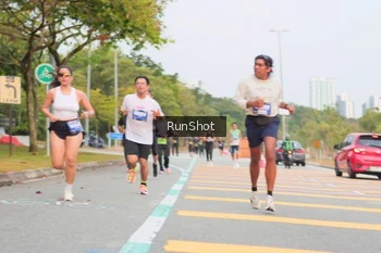 Runner Photo 5674230