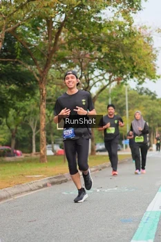 Runner Photo 5674237