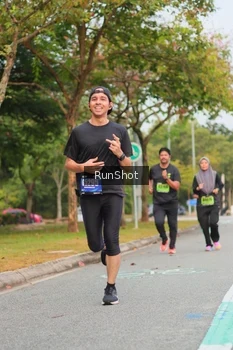 Runner Photo 5674239
