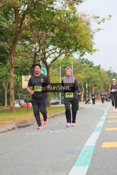 Runner Photo 5674250