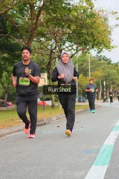 Runner Photo 5674262