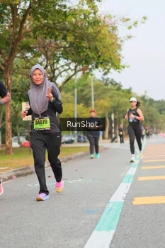 Runner Photo 5674268