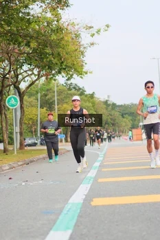 Runner Photo 5674269