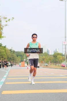 Runner Photo 5674279
