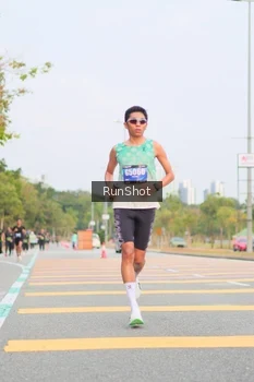 Runner Photo 5674280