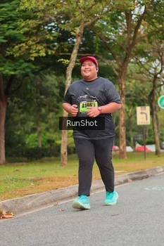 Runner Photo 5674307