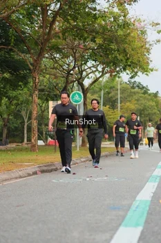 Runner Photo 5674318