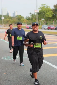 Runner Photo 5674331