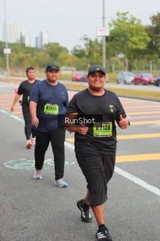 Runner Photo 5674333