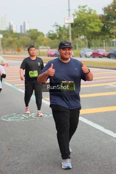 Runner Photo 5674350