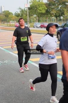 Runner Photo 5674352