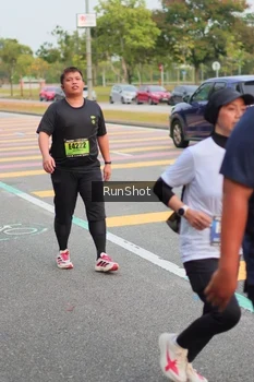 Runner Photo 5674355