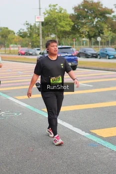 Runner Photo 5674358
