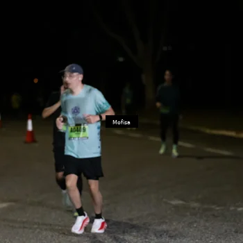 Runner Photo 5674363