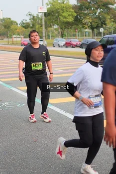 Runner Photo 5674364