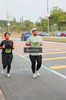 Runner Photo 5674366