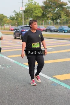 Runner Photo 5674368