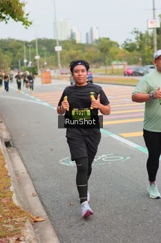 Runner Photo 5674371