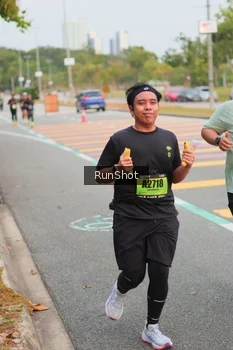 Runner Photo 5674380