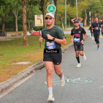Runner Photo 5674399