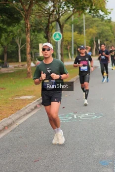 Runner Photo 5674401