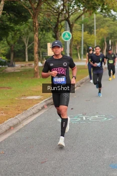 Runner Photo 5674407
