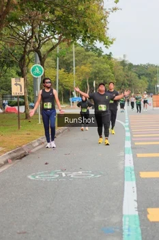 Runner Photo 5674430