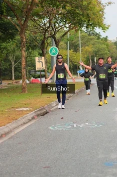 Runner Photo 5674431