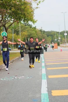 Runner Photo 5674441