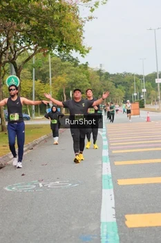 Runner Photo 5674443