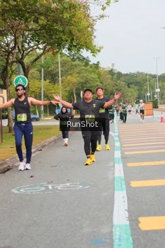 Runner Photo 5674444