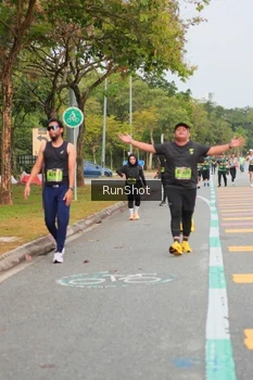 Runner Photo 5674458