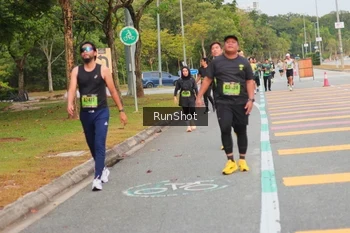 Runner Photo 5674459