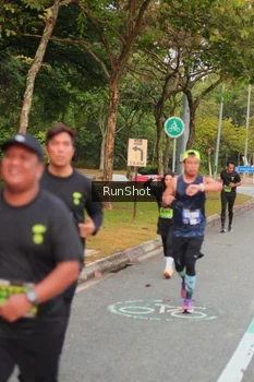 Runner Photo 5674462