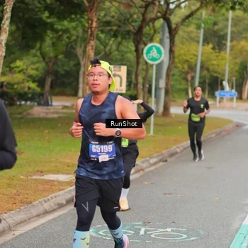 Runner Photo 5674467