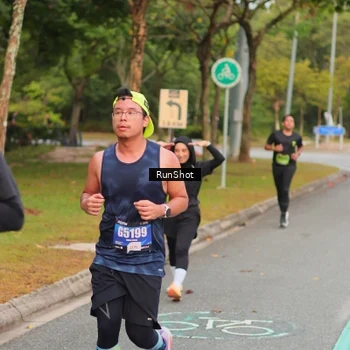Runner Photo 5674468