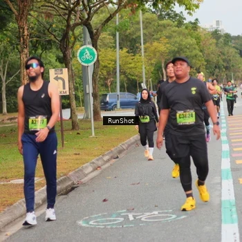 Runner Photo 5674474