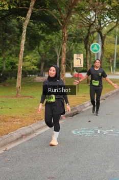 Runner Photo 5674479