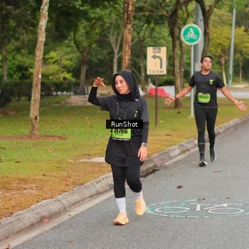 Runner Photo 5674491