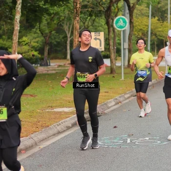 Runner Photo 5674492