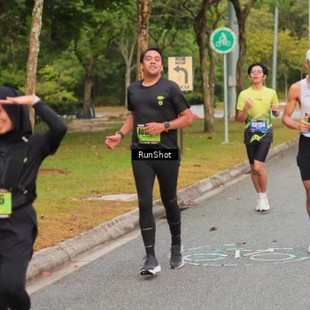 Runner Photo 5674493