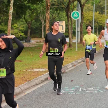 Runner Photo 5674499