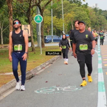 Runner Photo 5674500