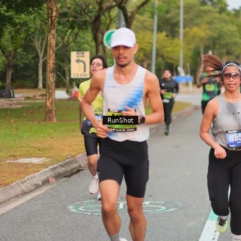 Runner Photo 5674506