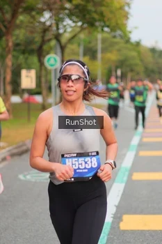 Runner Photo 5674515