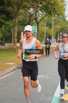 Runner Photo 5674517