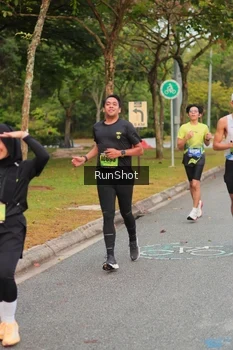 Runner Photo 5674520