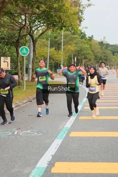 Runner Photo 5674524