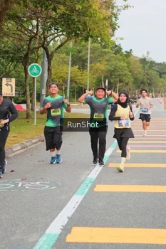 Runner Photo 5674525