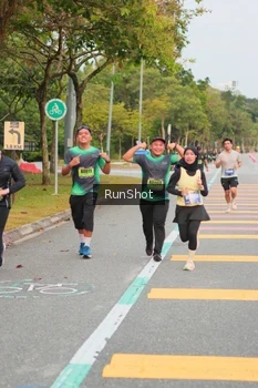 Runner Photo 5674528